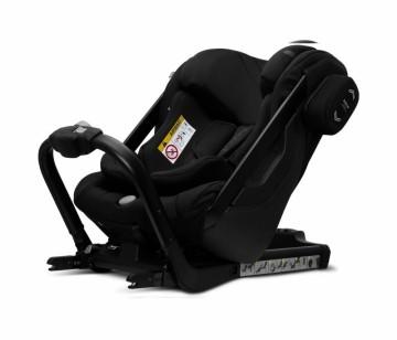 Axkid One Bakovervendt Bilstol/Tar(Black)